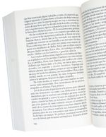 561828